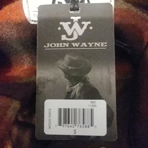 John Wayne Wooly Fleece Pull Over - Picture 7 of 8